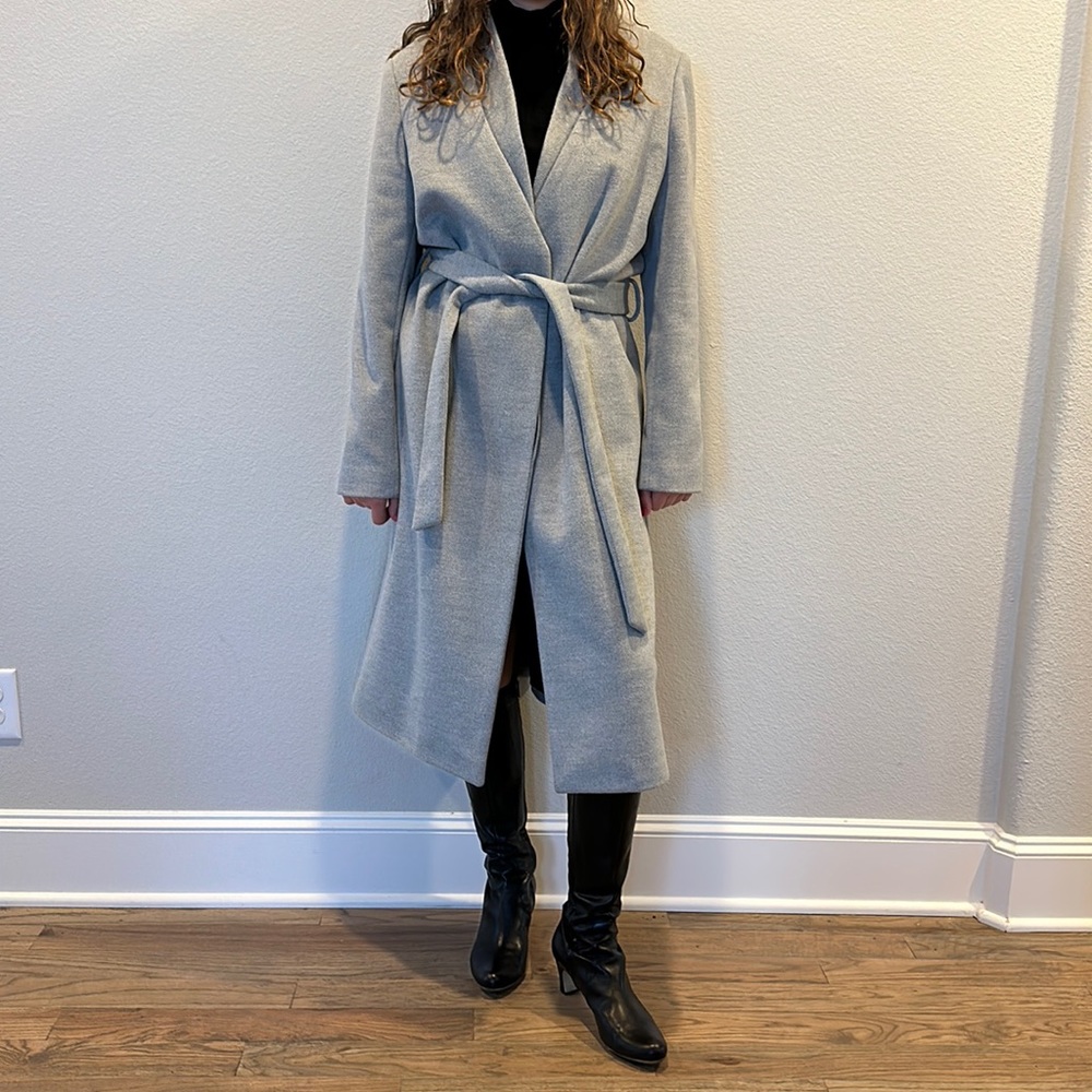 NWT: Tuwe Italian Wool coat long, Gray, Size 48 European (Large)